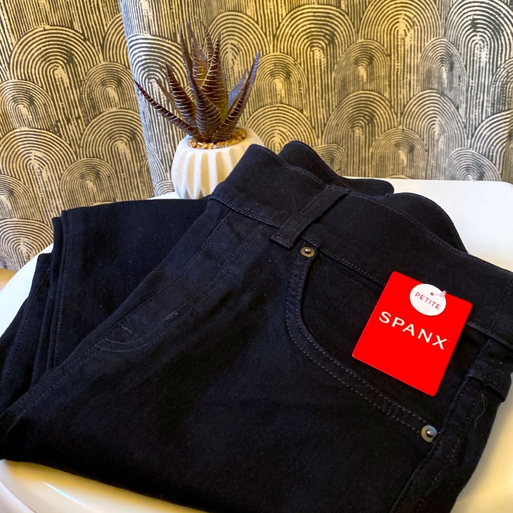 SEASON SPARKLE! ✨ NWT Spanx Black Skinny Jeans/PXS